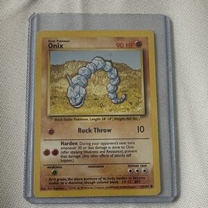 1st Edition 1995 Onix Pokemon Card #56/102